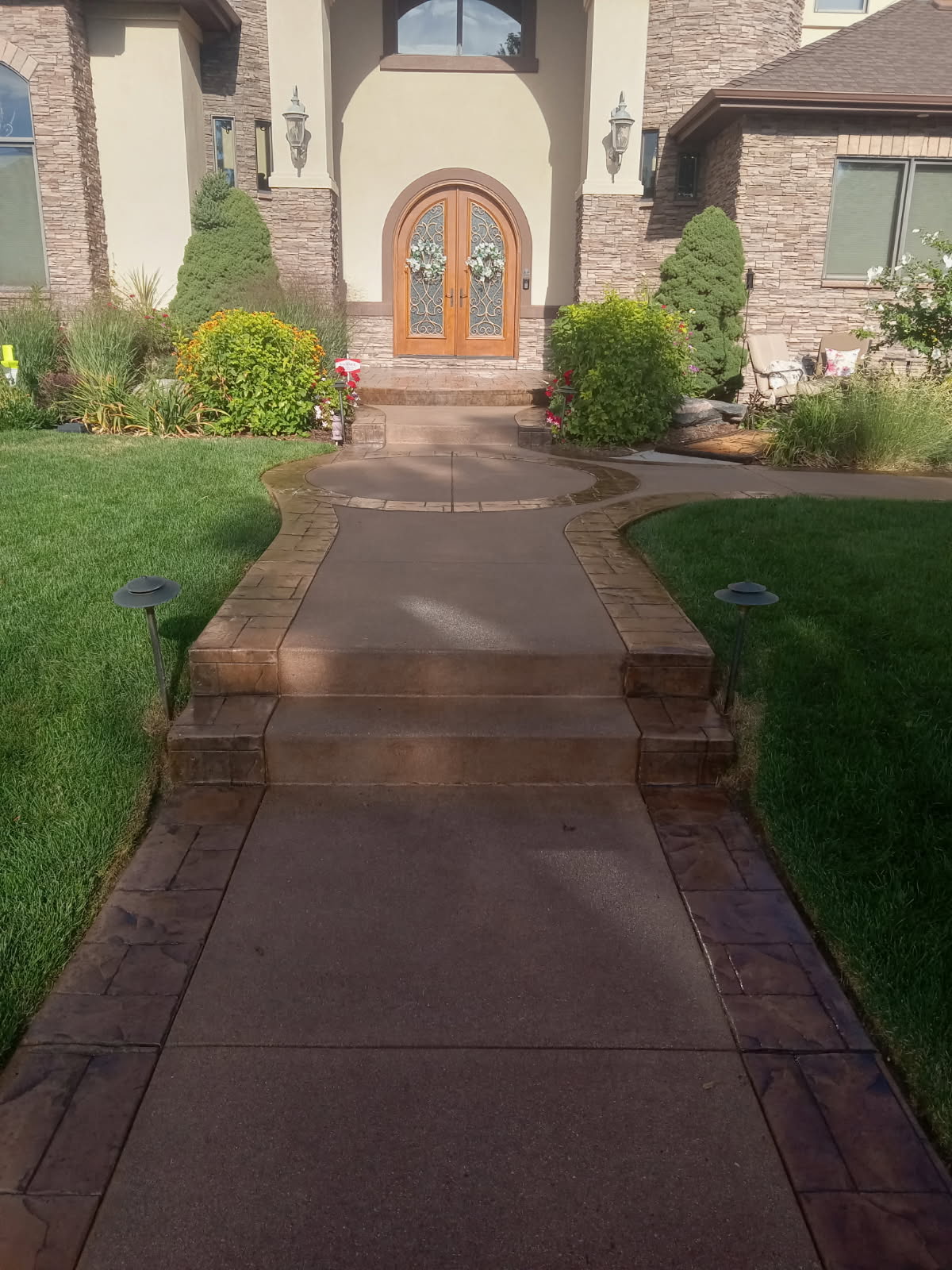 Front Entryway with Exposed Aggregate by Leal Contracting LLC Concrete